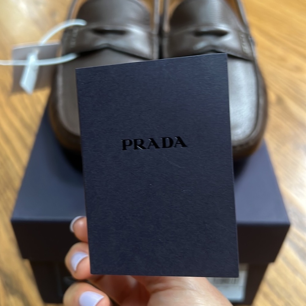 Prada men’s dark brown leather loafers size 9.5 - Picture 13 of 14
